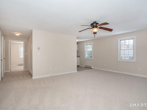 3rd image of 239 Old Farms Rd APT 7C