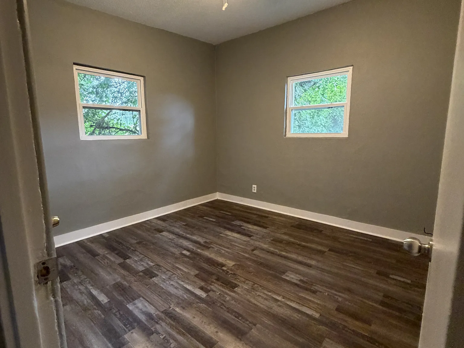 4607 Highland Avenue - 1 — Photo 2