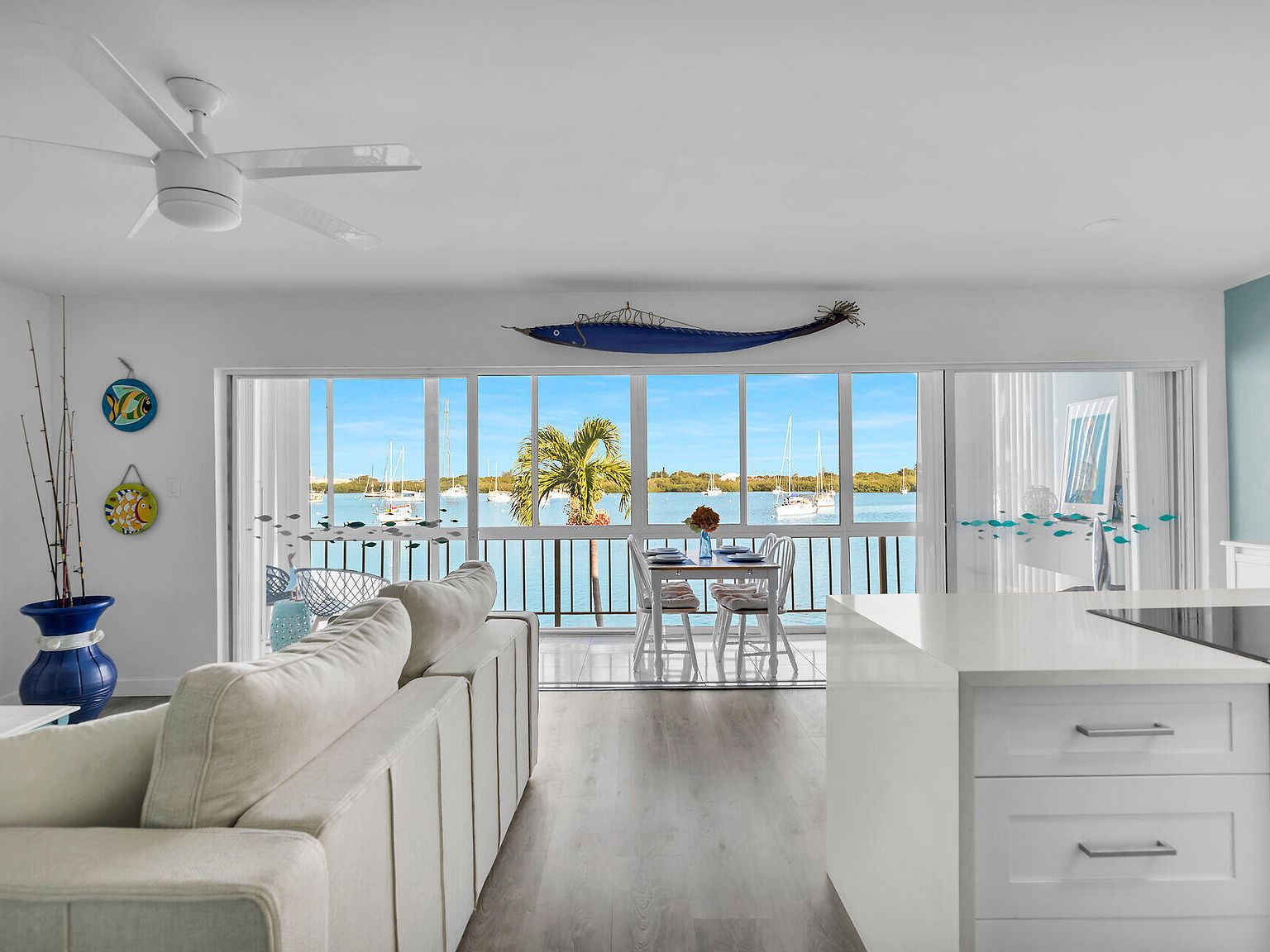 303 Sombrero Blvd APT 207