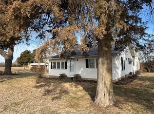2569 Valley Rd, Fulton, KS 66738