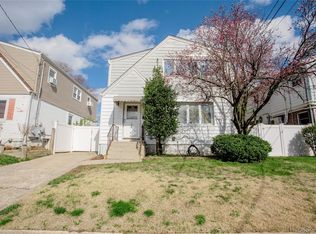 193 Nassau Blvd, West Hempstead, NY 11552