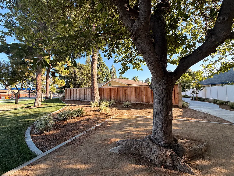 14772 Briarcliff Pl — Photo 23