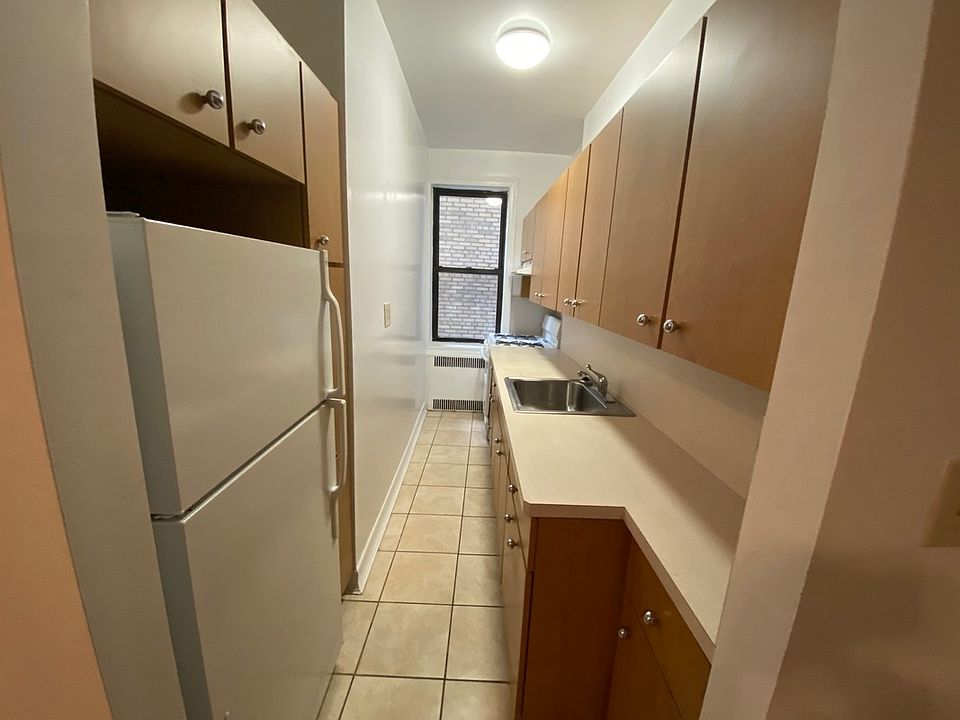 1st image of 34-31 81st St #Aa4
