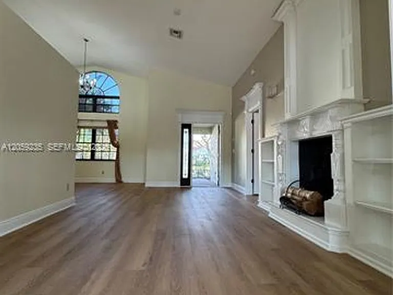 3160 Peachtree Cir #3160 — Photo 9