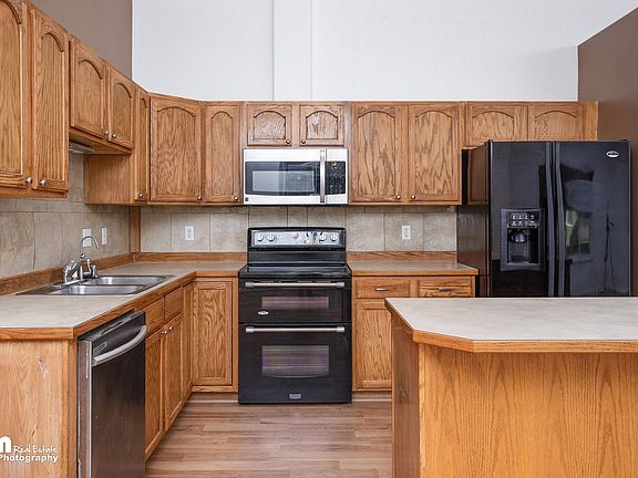 5th image of 2459 Havenshire Pl #35