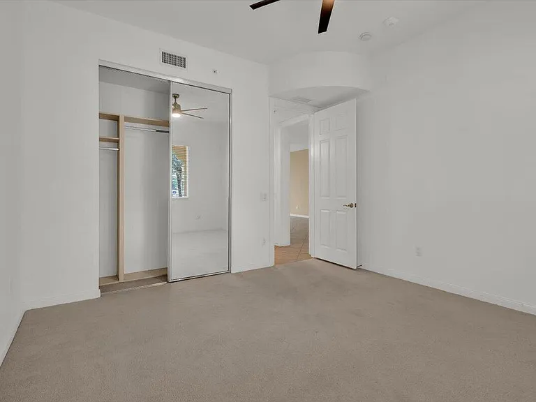 5 Harbour Isle Dr E #103 — Photo 24