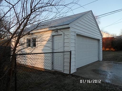 3rd image of 600 N Leith Ave