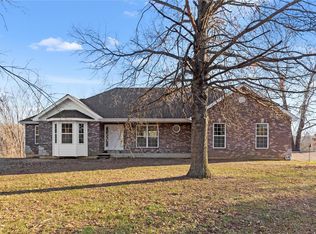 1098 Highway F, Defiance, MO 63341