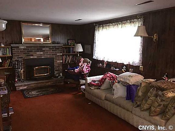 4th image of 5513 Imperia Ln