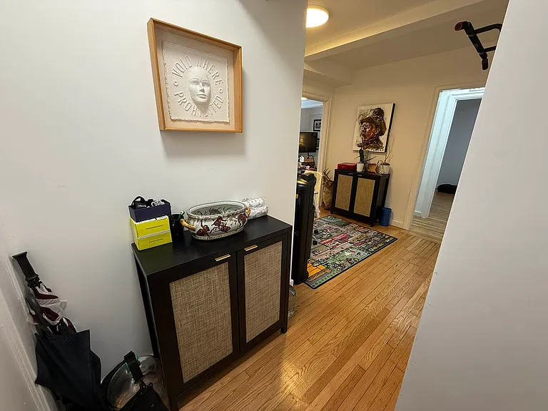 31 E 12th St #5A — Photo 9