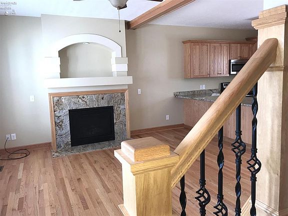 3rd image of 2206 S Emerald Shores Dr