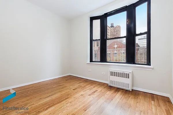 Rented by FirstService Realty (legacy) | media 26