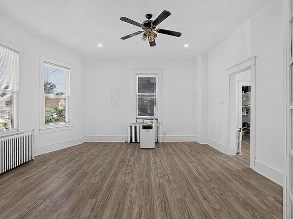 4th image of 2114 Chestnut Ave