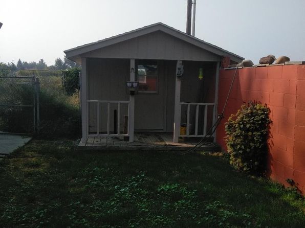 21021 Cottonwood Dr, Greenleaf, ID 83626
