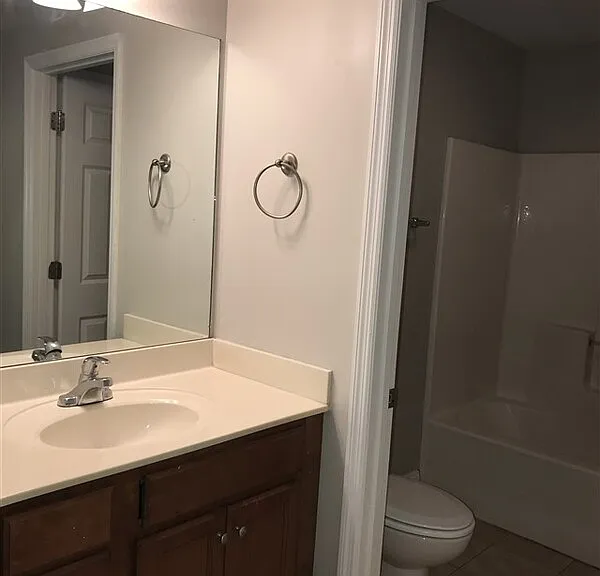 2704 Stone Trace Dr — Photo 14