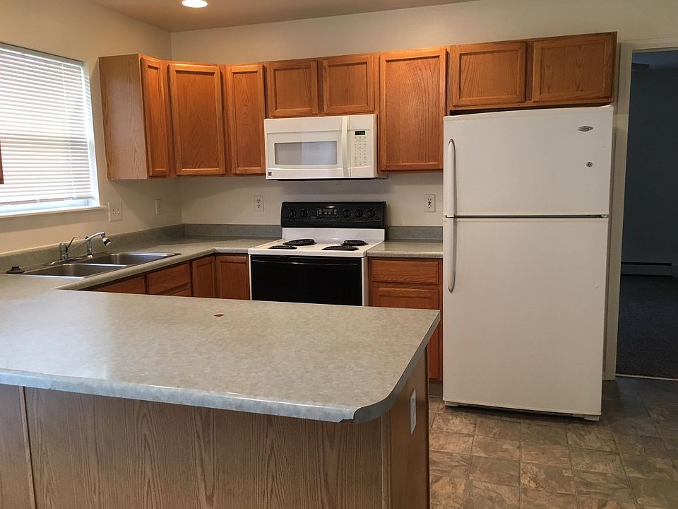 1st image of 2814 Arlington Villa Dr
