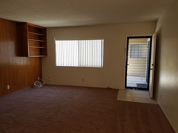 4th image of 3967 Illinois St APT 14