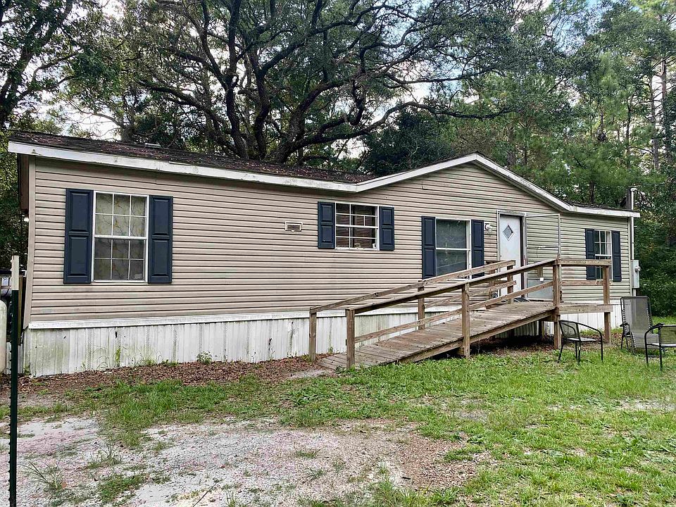1st image of 12 Lake Ellen Dr