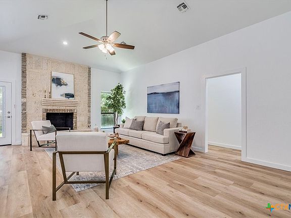 5th image of 2132 Northcrest Dr