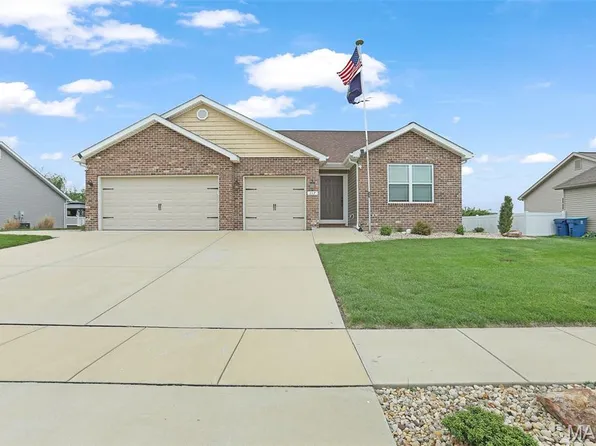 117 Garrettford Dr, Bethalto, IL 62010