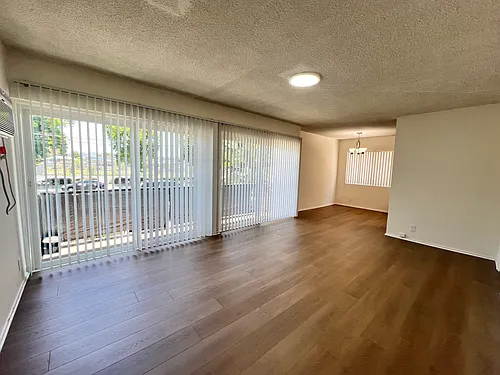 13031 Oxnard St #1 Photo 1