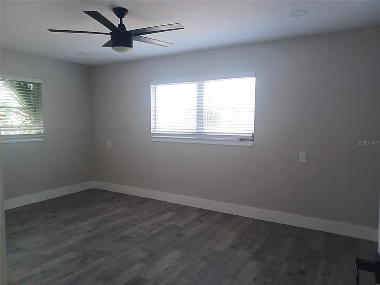 120 Causeway Blvd — Photo 15