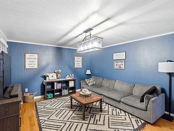 5th image of 1218 Nelson Pl