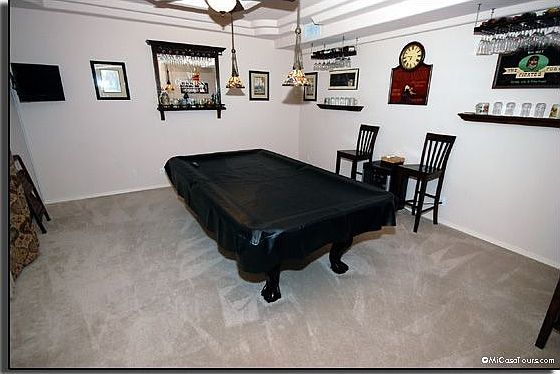 Formal living