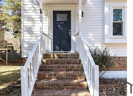 117 London Plain Ct — Photo 2