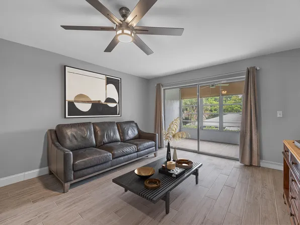 2950 SE Ocean Boulevard #9-5, Stuart, FL 34996