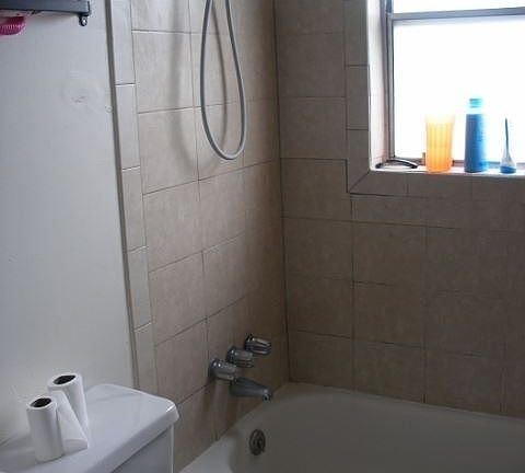 4th image of 336 E Sherman Ave