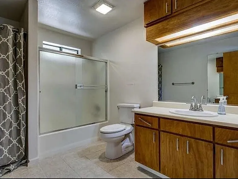 4180 Northwood Dr — Photo 4