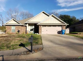 321 Rita Dr, Lindale, TX 75771