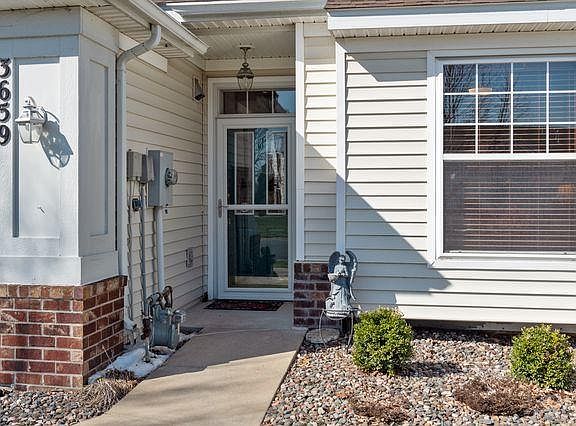 3rd image of 3659 Lawndale Ln N