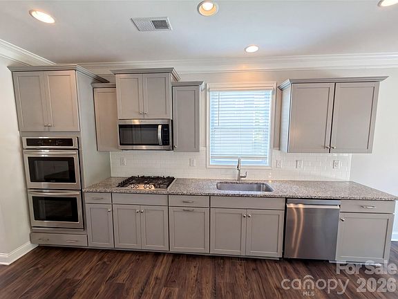 5th image of 5013 Shadowbrook Rd