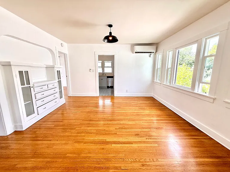 2471 W Ave 32 — Photo 33