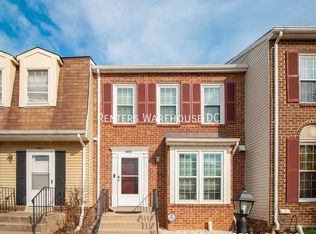 4502 Sparrow Ct, Woodbridge, VA 22193