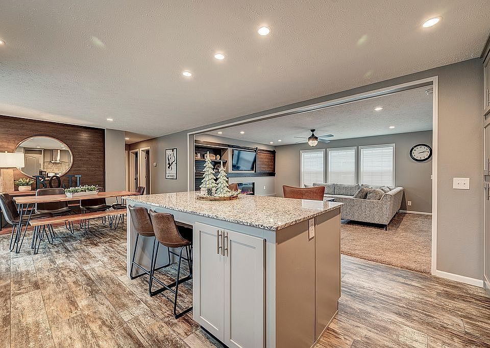 3200 Okoboji Ave 124, Milford, IA 51351 Zillow