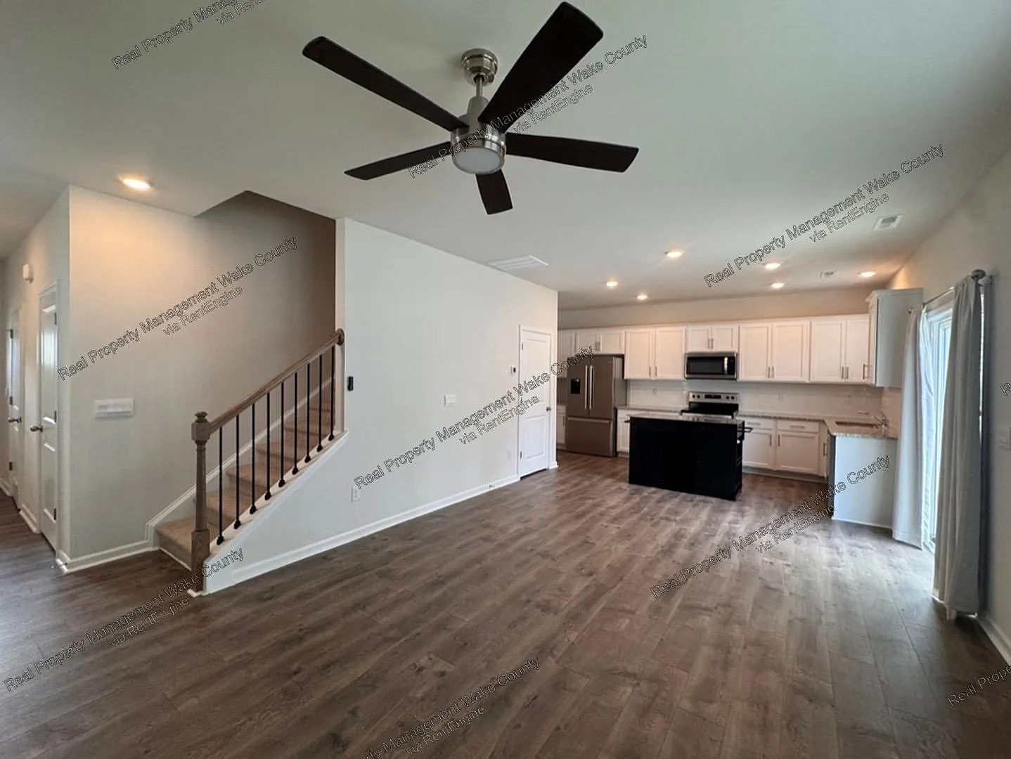 4 bed, 2.5 bath, 1675 sqft, $1,995 — Photo 3