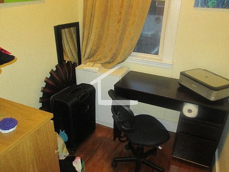 2nd image of 199 Boylston St #Jc