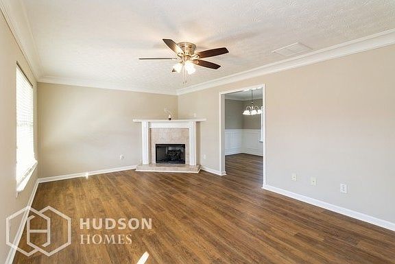 2nd image of 2979 Meadow Point Dr
