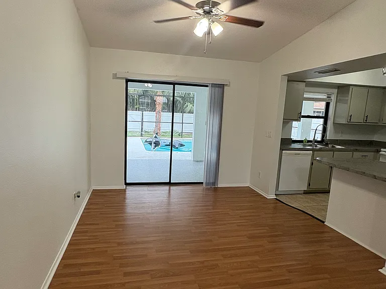 801 SW 10th Pl — Photo 11