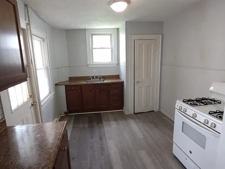 17 Western Ave #1 — Photo 16