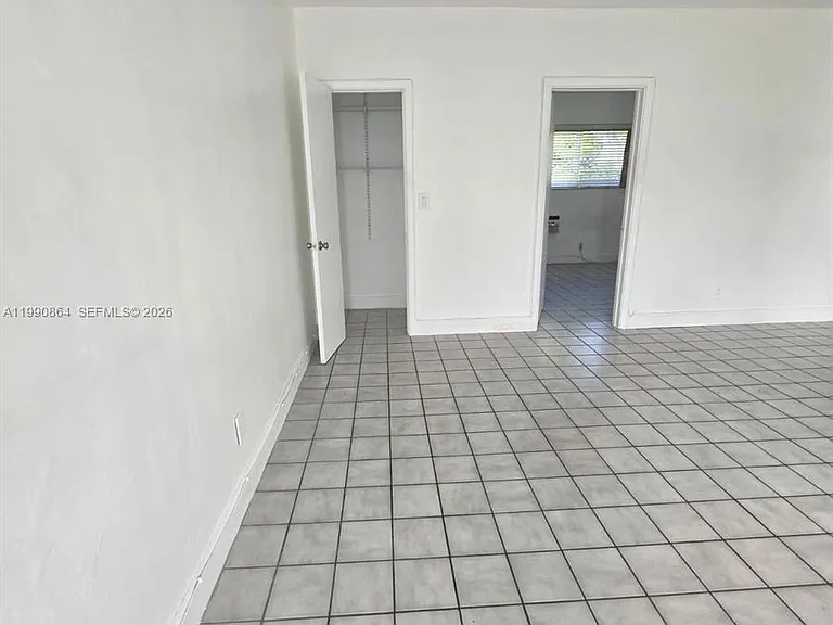 7155 Rue Notre Dame #9 — Photo 10