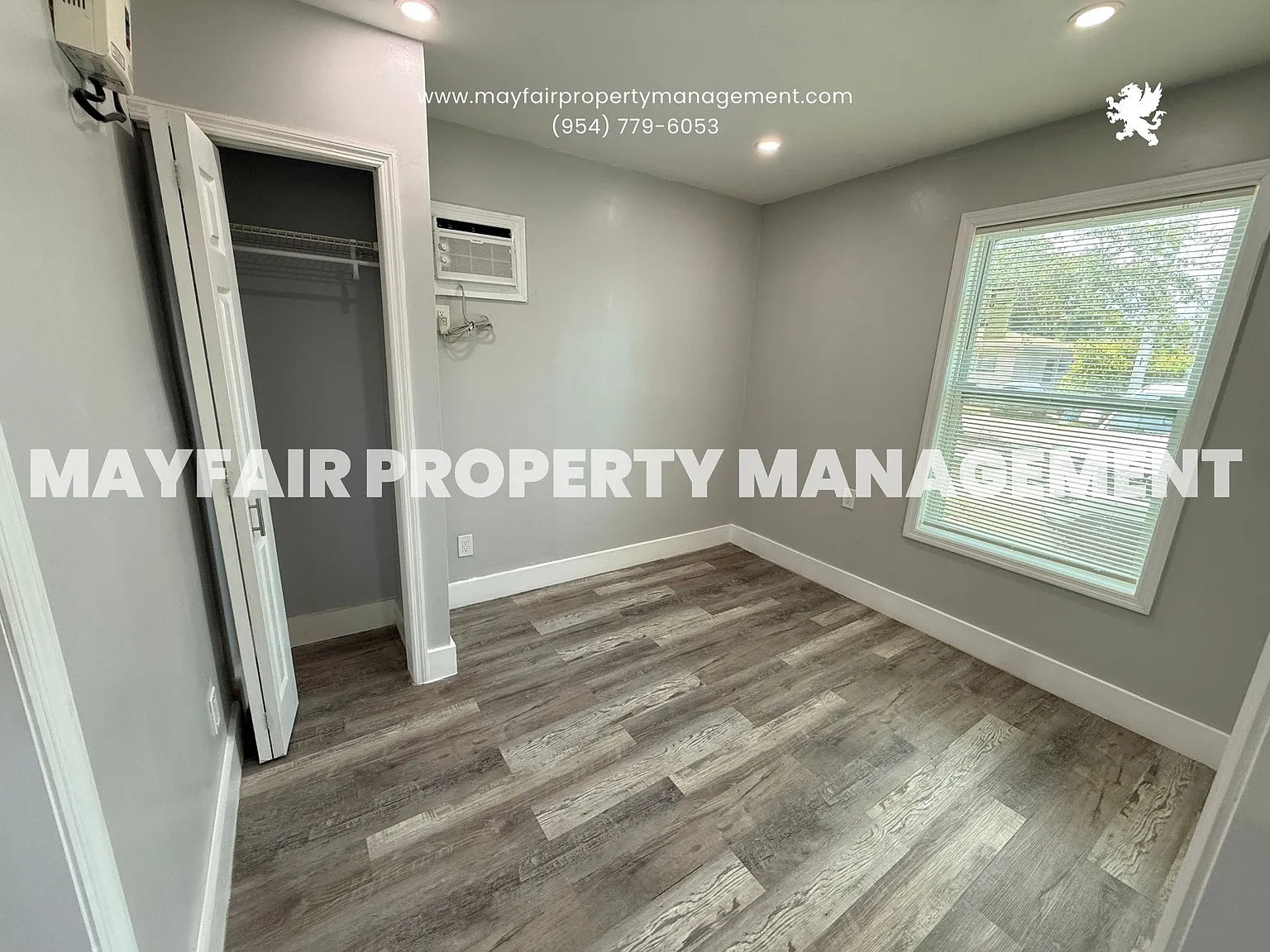 2724 NW 6th Ct — Photo 4