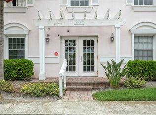 4834 Beach Dr SE APT F, Saint Petersburg, FL 33705
