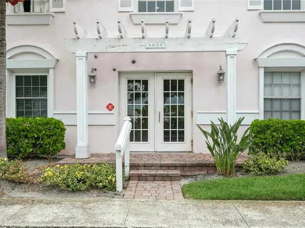 4834 Beach Dr SE APT F, Saint Petersburg, FL 33705
