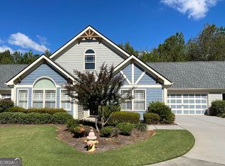 18 Mary Ln NE, White, GA