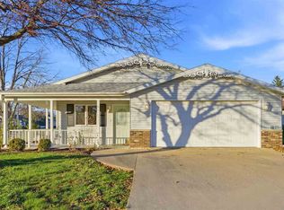 944 S 6th Ave, Washington, IA 52353