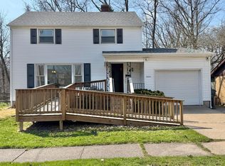 2620 Botham Ct, Saint Joseph, MI 49085